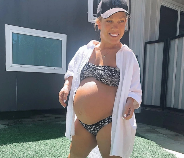 This is the most controversial family on the entire Internet: they refused the doctor's advice and insisted on having a child!